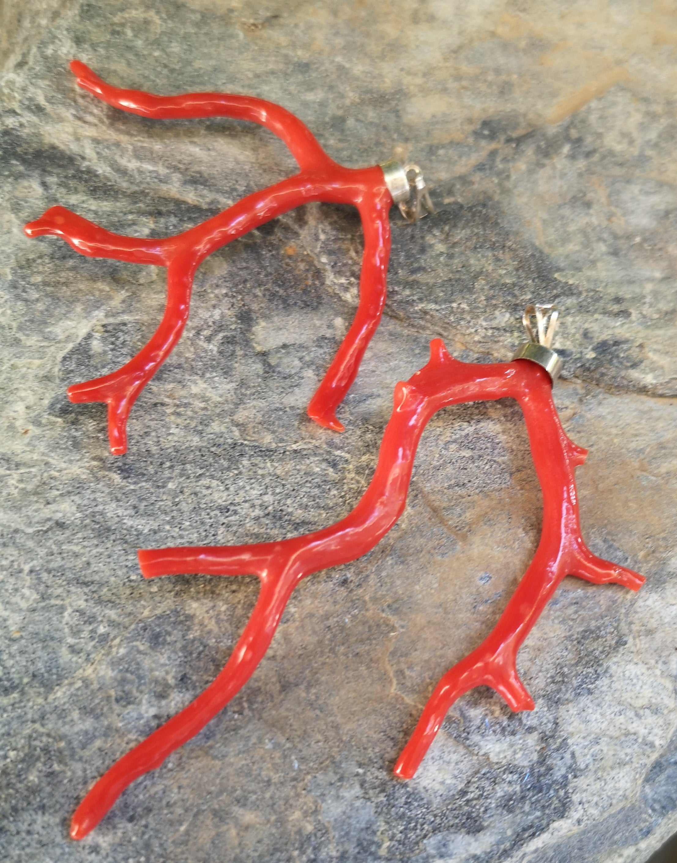 Collection Pendentifs Corail Porte Bonheur Tradition Corse