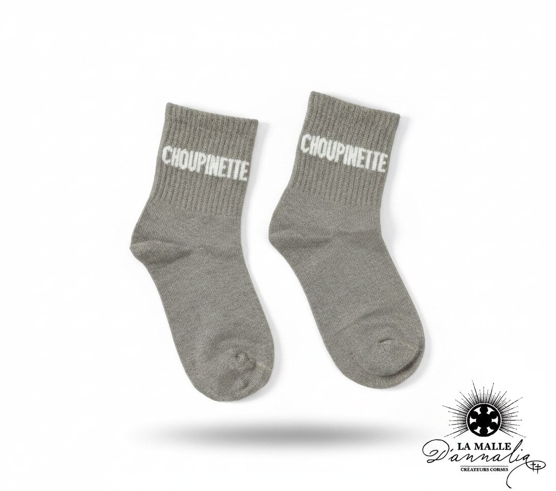 Chaussette grise inscription CHOUPINETTE lamalledannalia