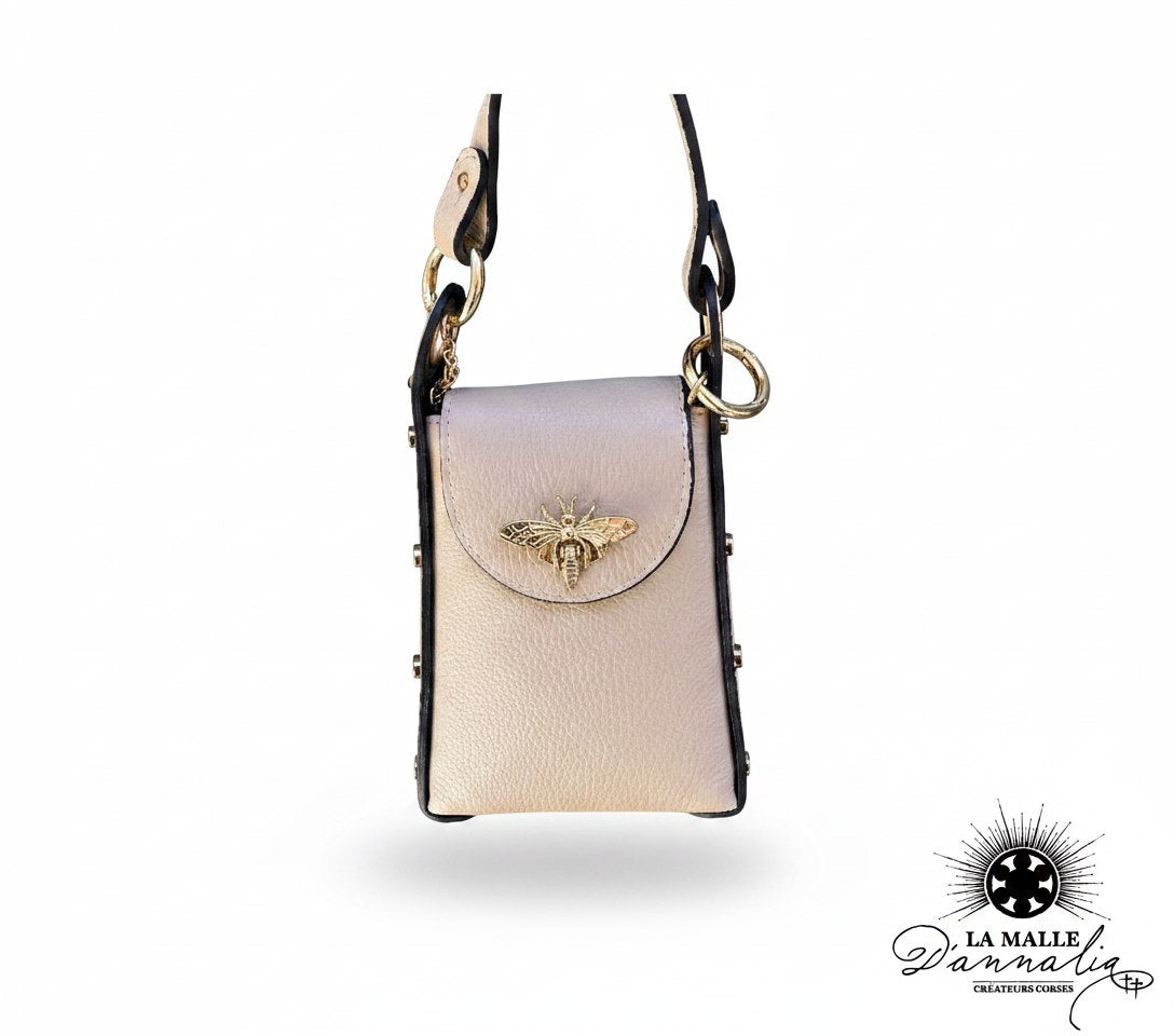 Pochette cuir beige abeille en métal doré, fabrication italienne
