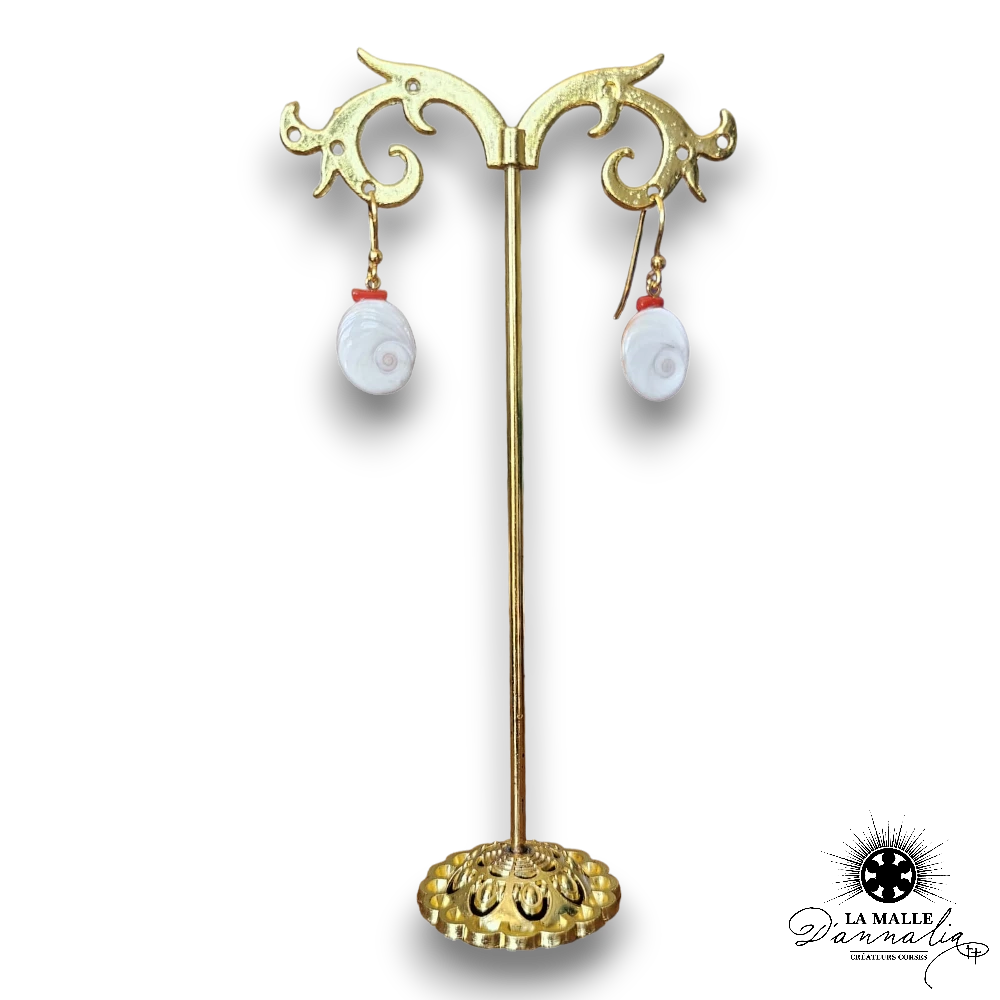 boucle oreille oeil sainte lucie corail rouge plaque or lamalledannalia