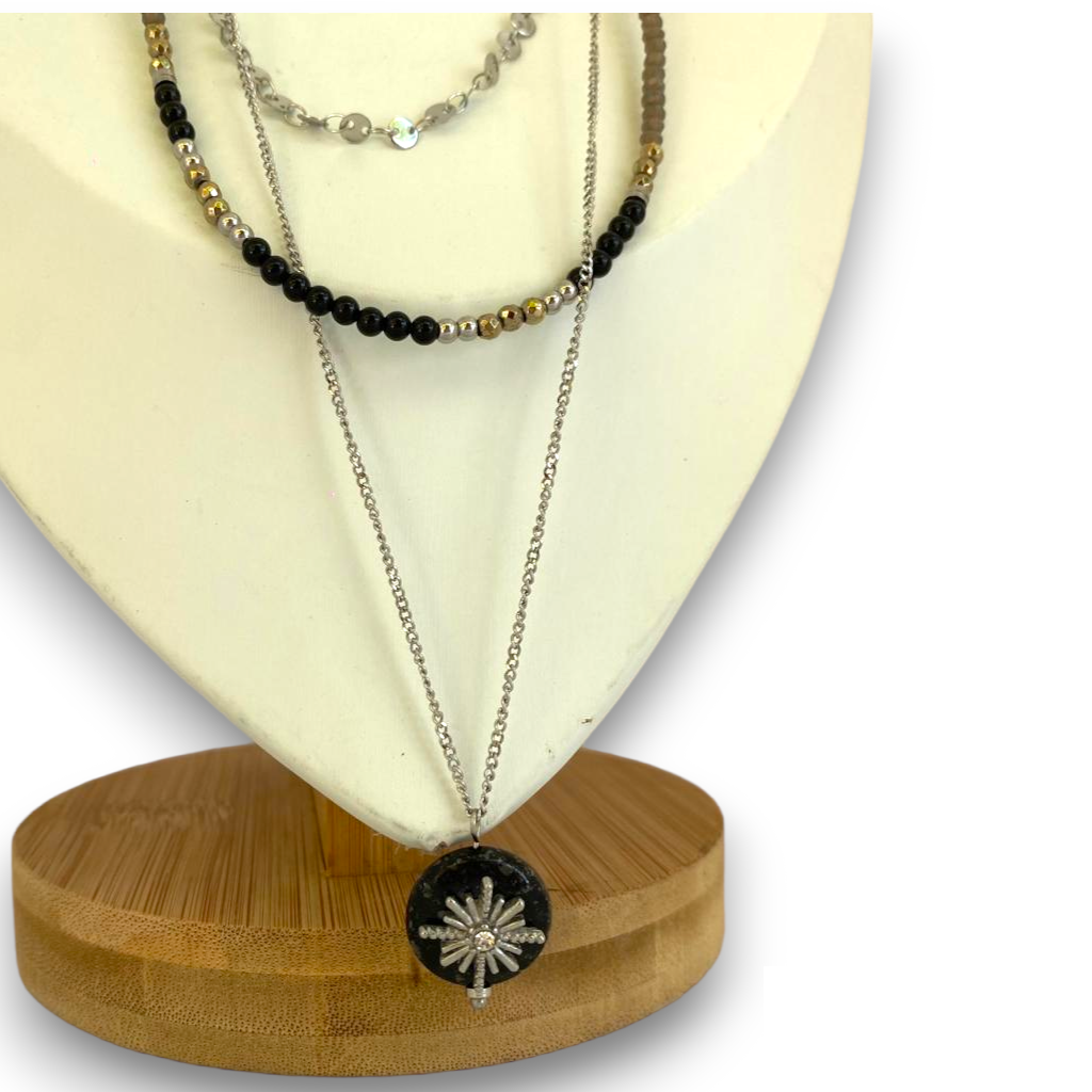 Collier trois rangs avec perles et breloque Acier inoxydable