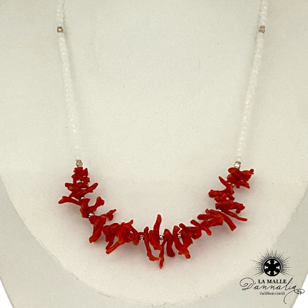 Collier Perles de Cristal et Branche de Corail Rouge
