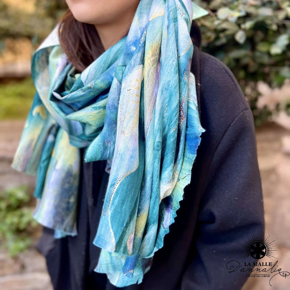 lamalledannalia-Echarpe-bleu-femme
