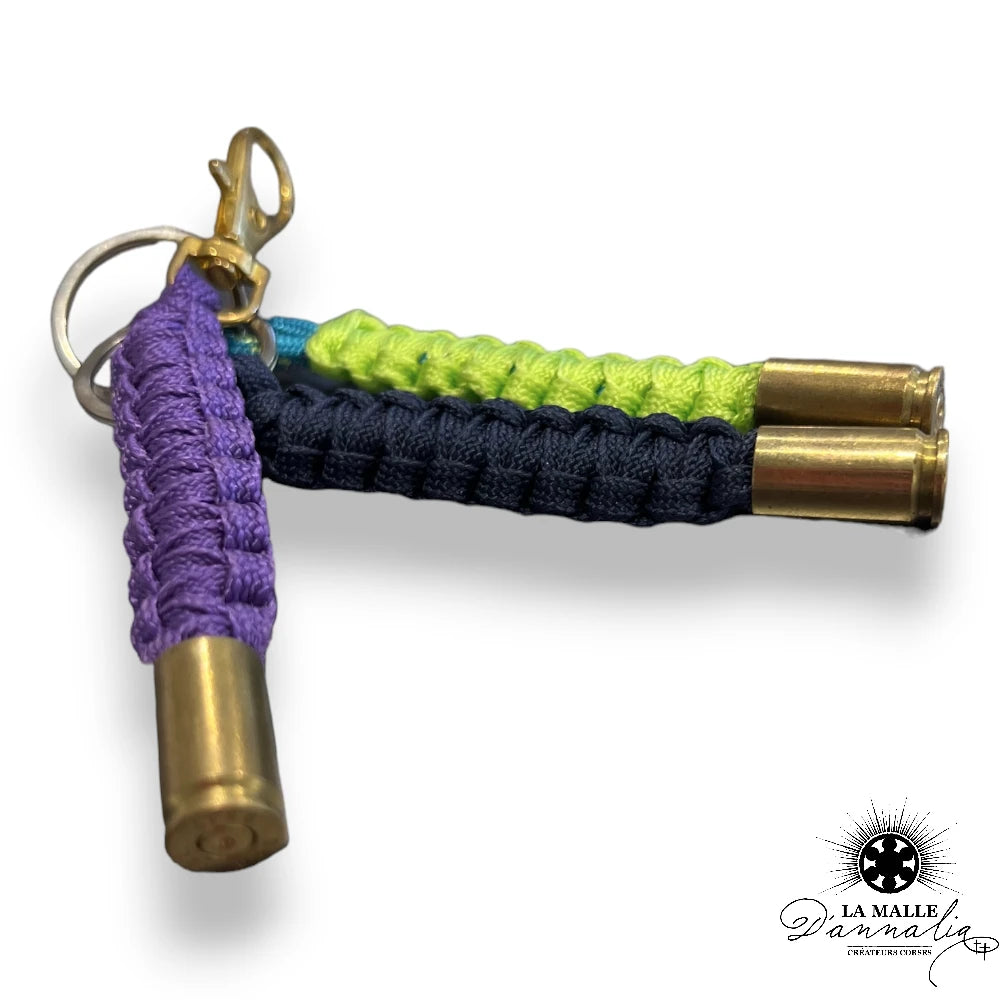 Porte-Clés Faits Main à Base de Douilles de Revolver création corse