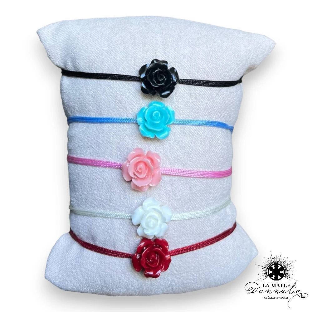 Analyzing image lamalledannalia-bijou-bracelet-couleur-rose-roserouge-roseblanche-rose-rosebleu-rosenoir