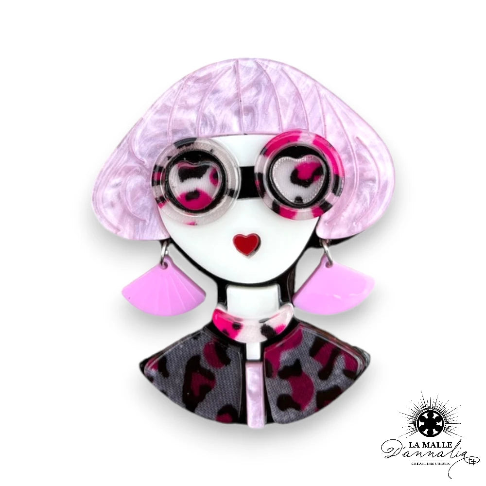 Broche bijou dame avec cheveux rose