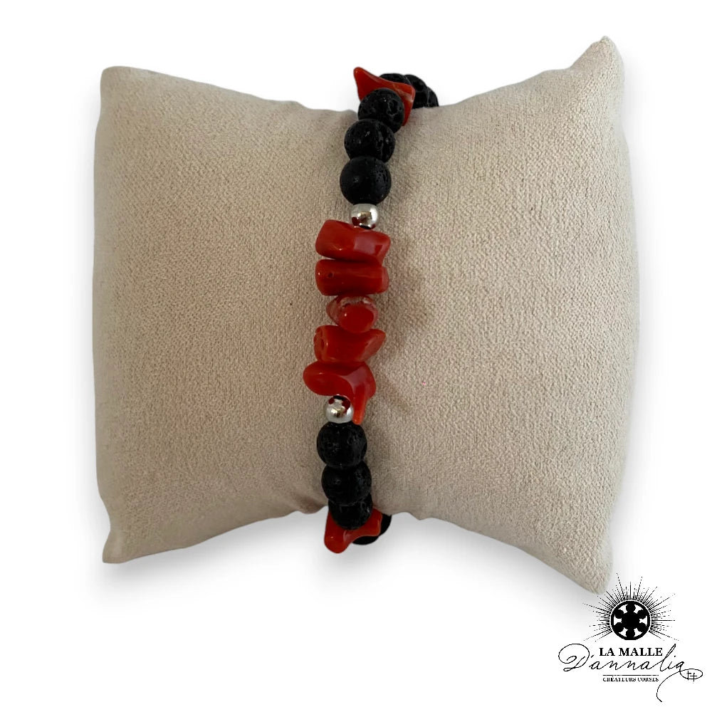 Bracelet en perles noires et corail
