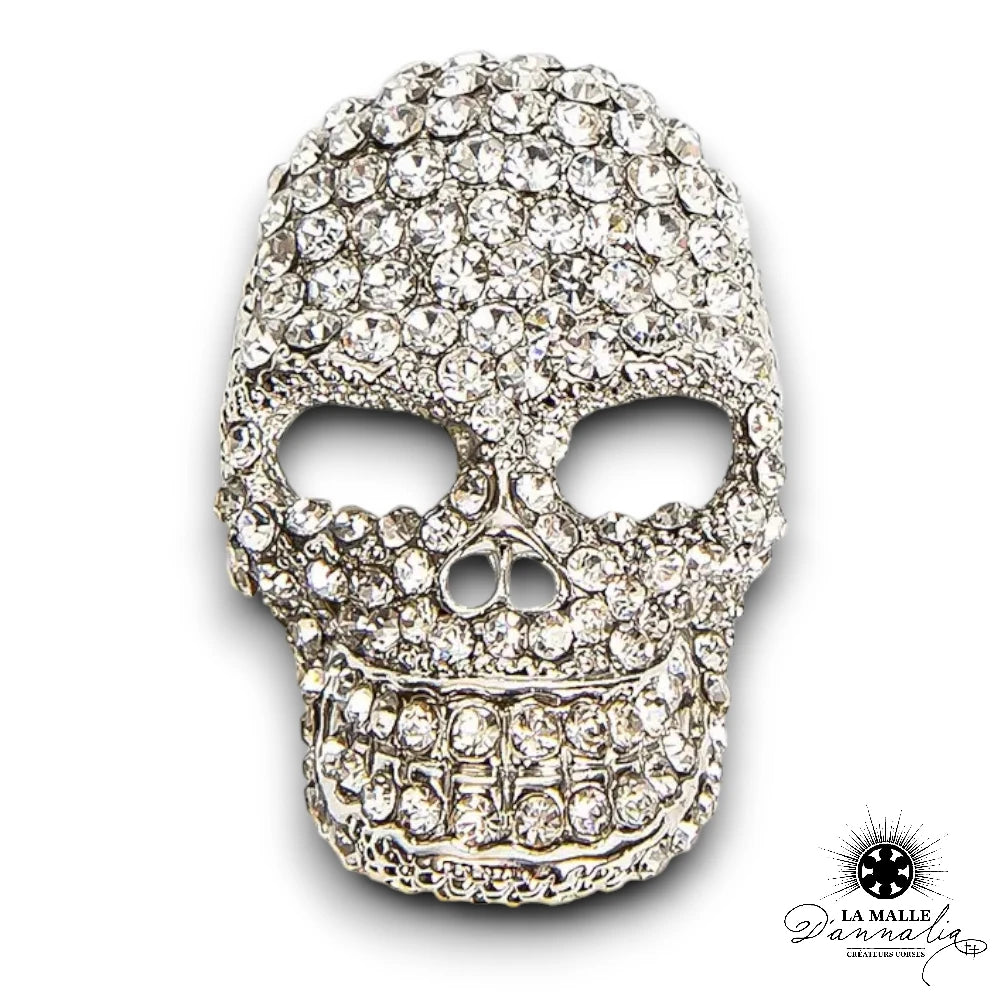 lamalledannalia-bijoux-broche-fantaisie-tete-mort-strass-blanc