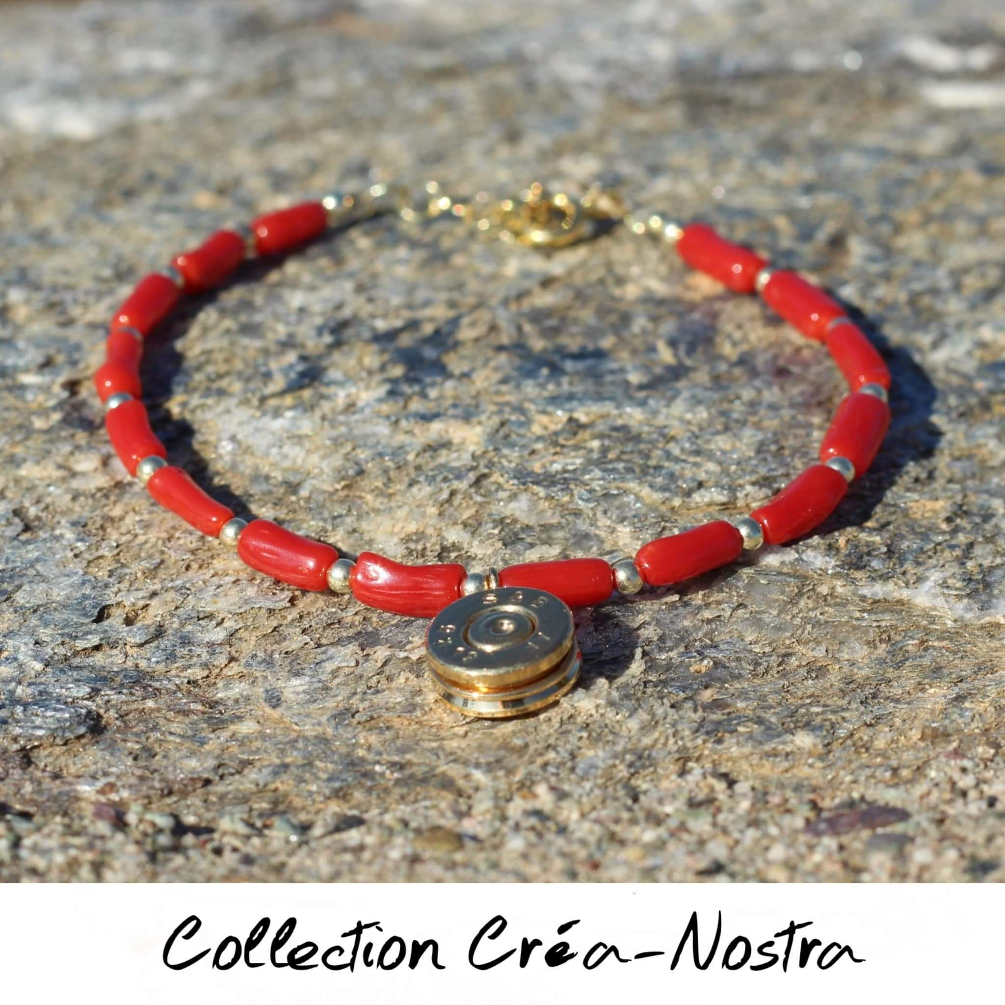 CALVI: Bracelet corail douille dorée à l'or fin une exclusivité