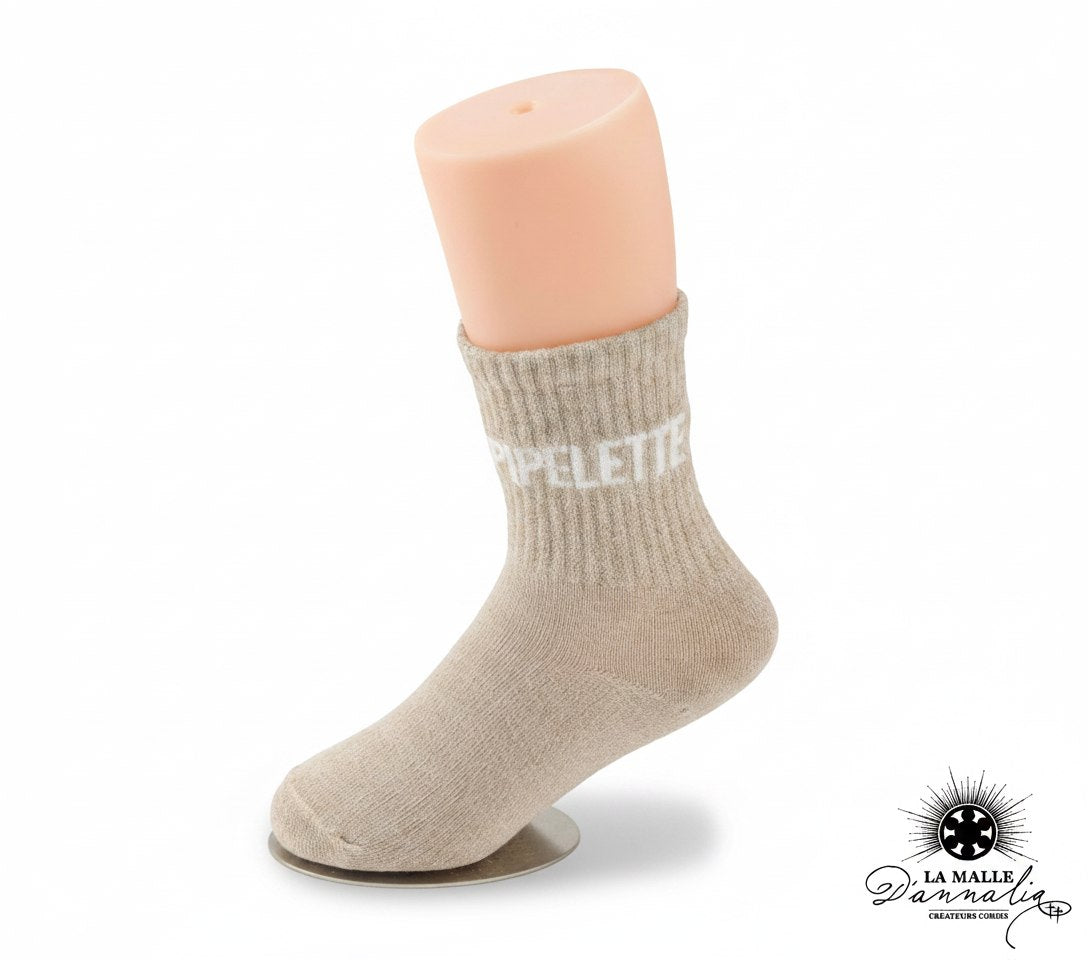 Chaussettes beiges pailletées enfants message PIPELETTE lamalledannalia