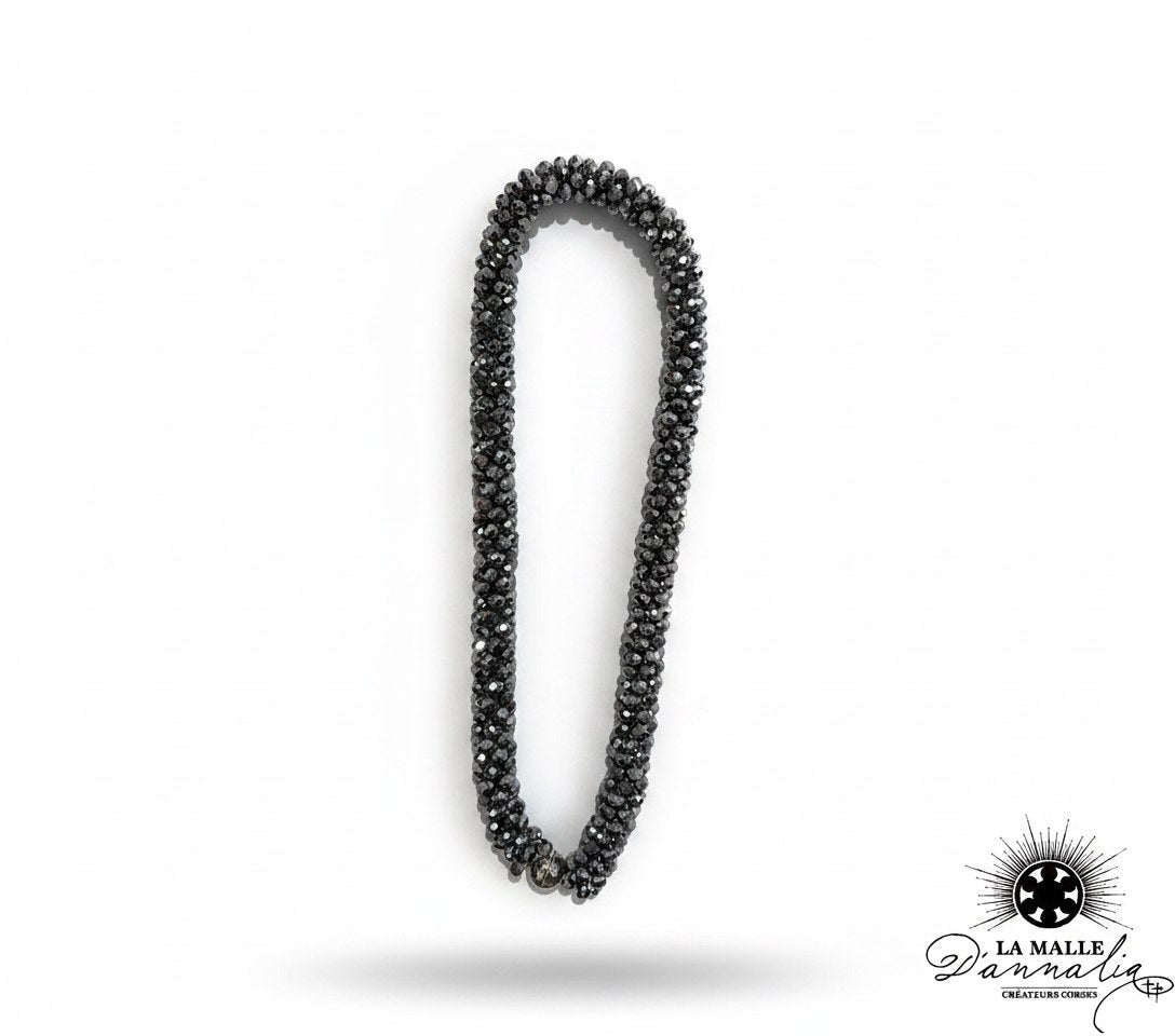 Collier en cristal à facettes gris argenté scintillant – La Malle d'Annalia