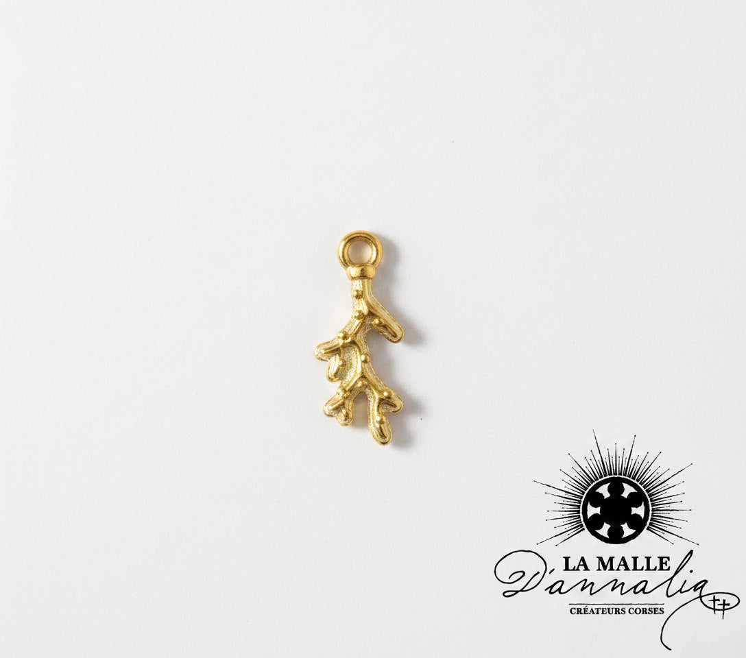Breloque corail doré pour bijoux lamalledannalia