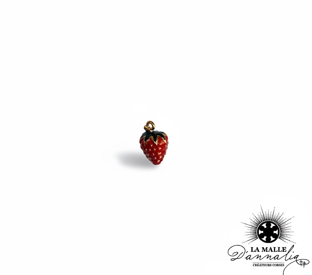 Pendentif fraise rouge et or avec feuilles vertes lamalledannalia