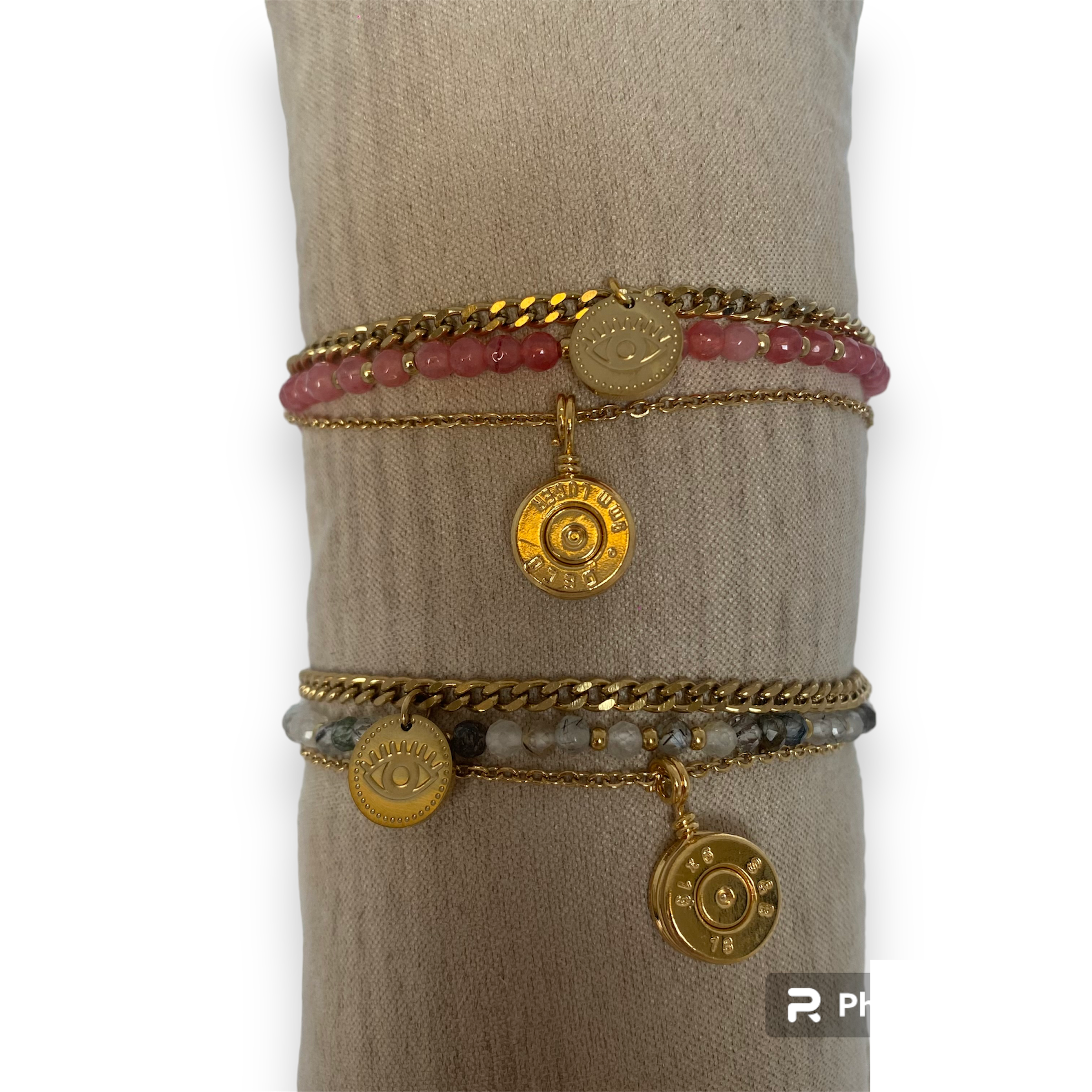 Bracelet trois rangs perles et oeil