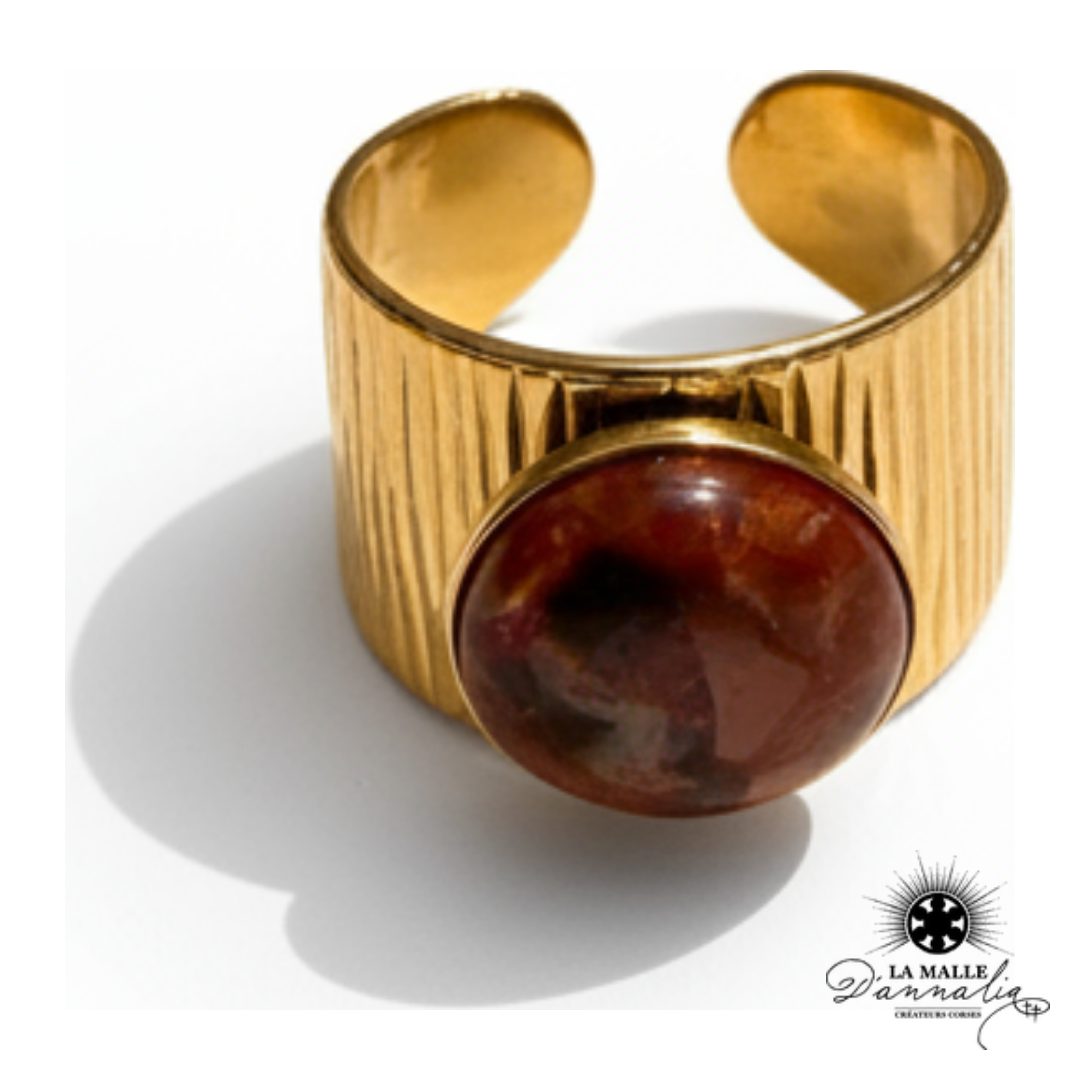 Bague dorée pierre rouge ajustable femme — La Malle d'Annalia Bastia