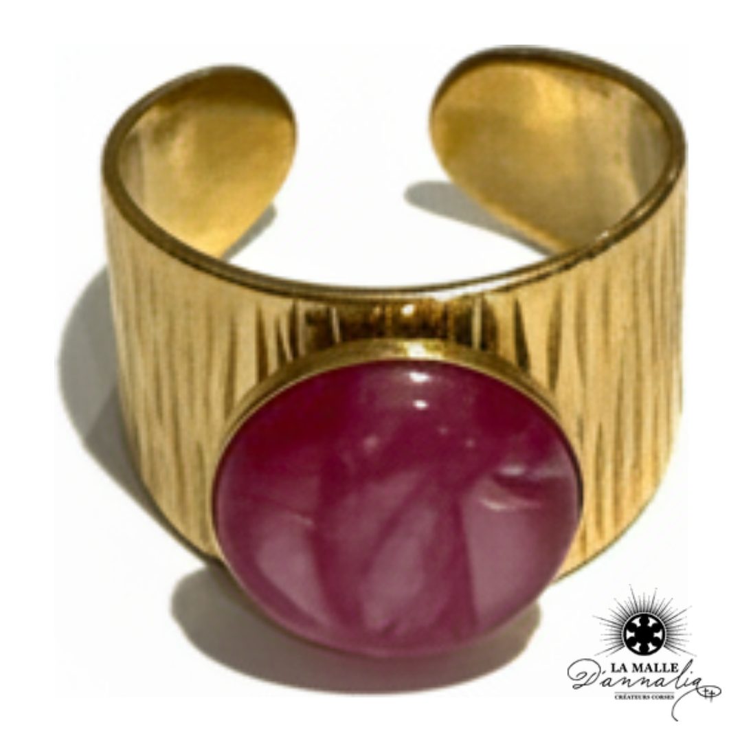 Bague dorée pierre rose ajustable — La Malle d'Annalia Bastia