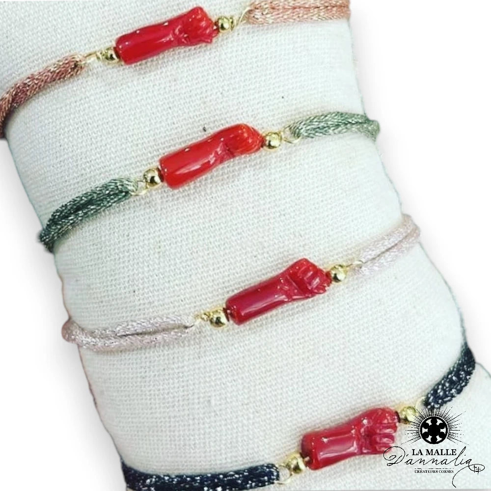 bracelet corail main rouge cordon paillete createur corse lamalledannalia