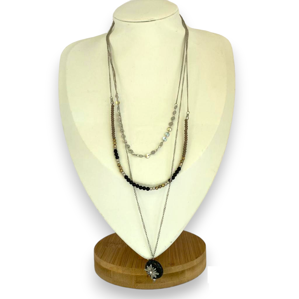 Collier trois rangs avec perles et breloque Acier inoxydable