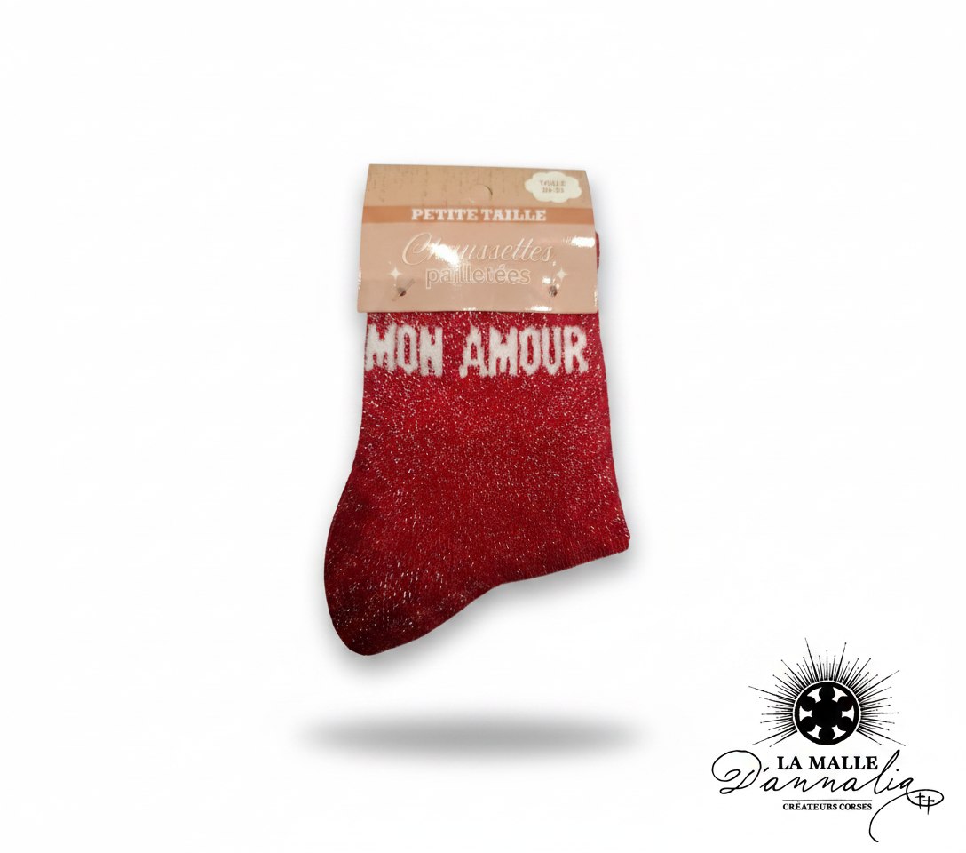 Chaussette enfant rouge brillante à effet paillettes avec texte Mon Amour lamalledannalia