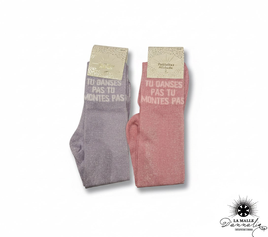 chaussettes-paillettes-lurex-lilas-rose-tu-danses-pas-tu-montes-pas-paillettes-altitude-la-malle-dannalia