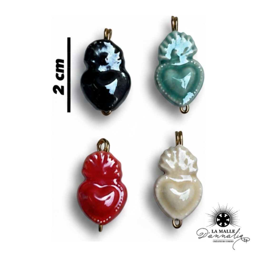 charm ex-voto cœur céramique émaillée 2cm symbole amour sacré protection bijou corse La Malle d'Annalia