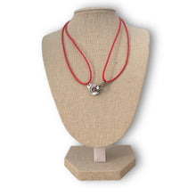 Charger l&#39;image dans la galerie, Collier menotte argent