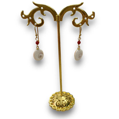 Boucles d'Oreilles Œil de Sainte Lucie Méditerranée avec sa perle de Corail Corse