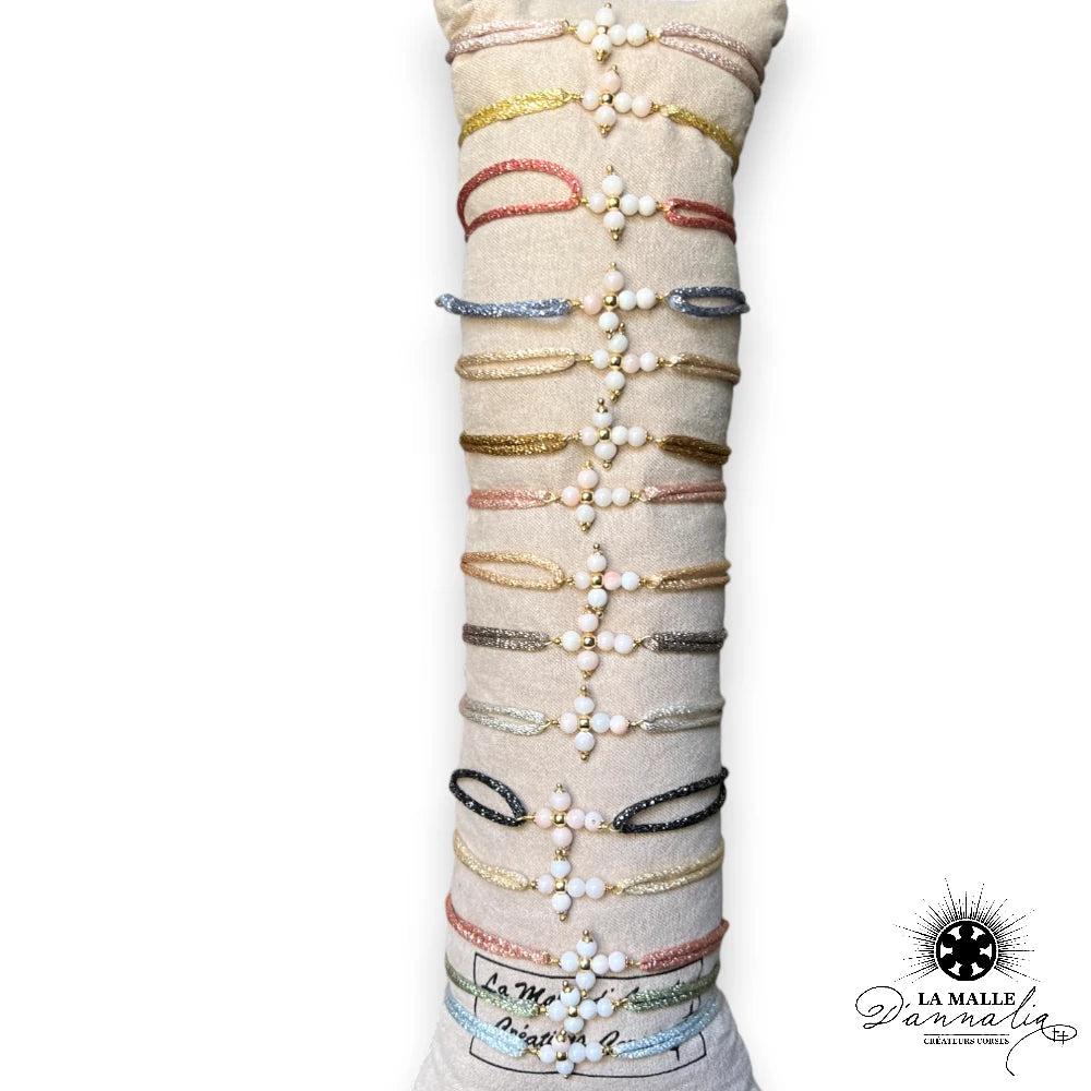 lamalledannalia-bijou-bracelet-croix-corail-corail-blanc-cordon-paillete-multicolor