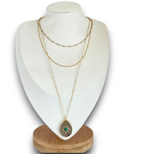Charger l&#39;image dans la galerie, Collier trois rang et pierre