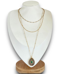 Collier trois rang et pierre