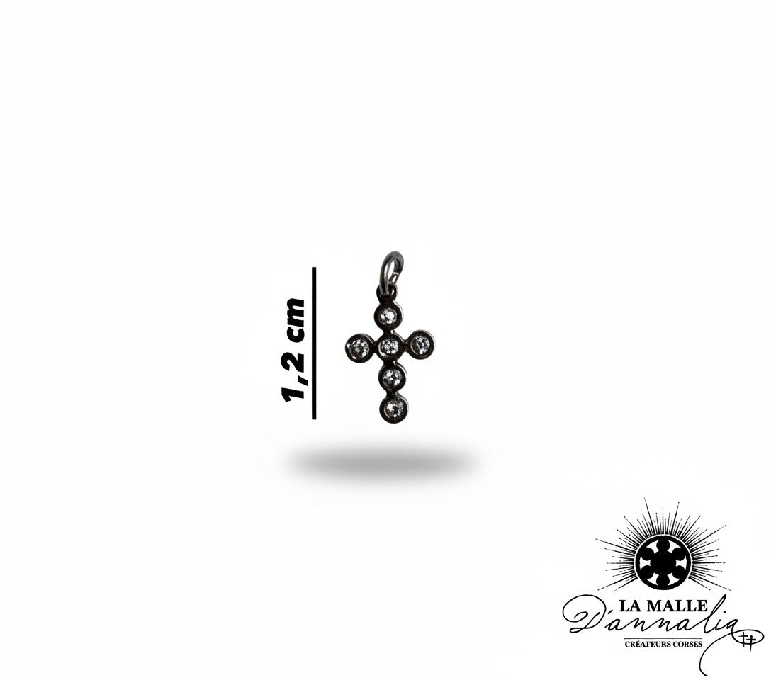 pendentif croix métal noir zircons 1,2cm bijou personnalisé foi La Malle d'Annalia Bastia