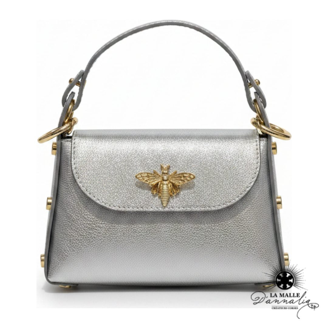 Sac cuir véritable argenté fermoir abeille dorée bandoulière chaînette La Malle d'Annalia Bastia