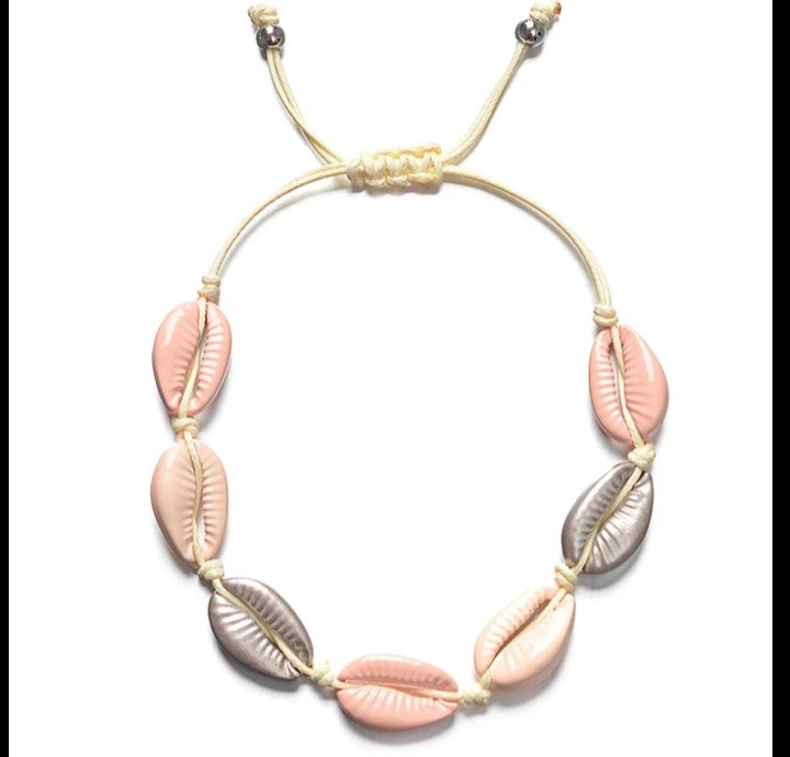 MOREA : Bracelet fin avec coquillages :