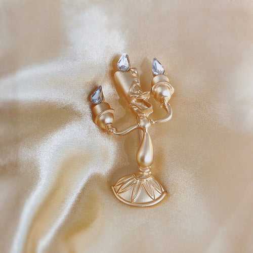 LUMIERE   : broche chandelles princesse